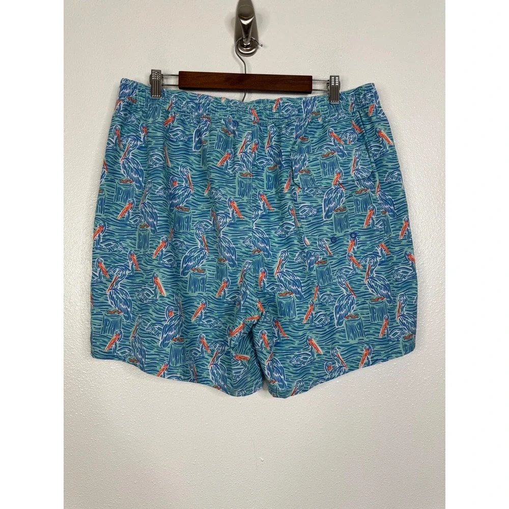 Vineyard Vines Pelican Print Chappy Swim Trunks Mens XL Blue Teal 1M000041